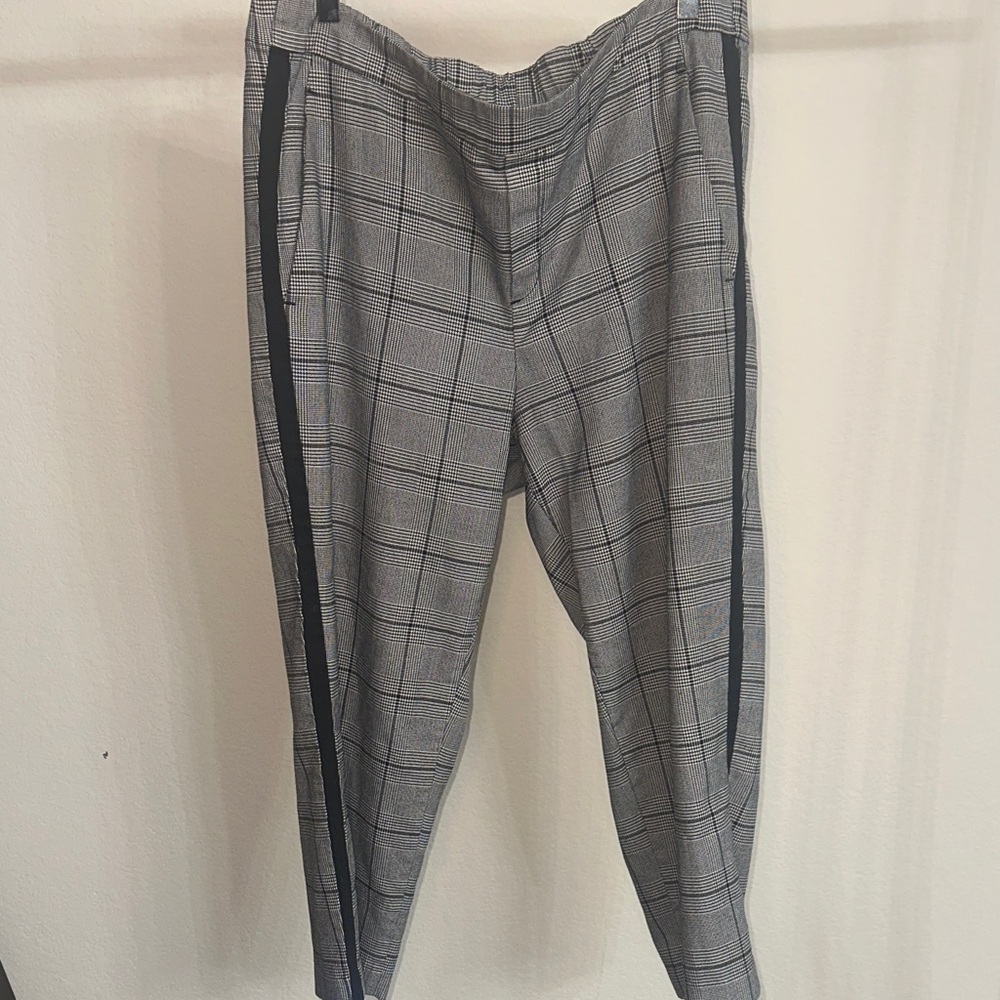 Old Navy Gray plaid Dress Pants